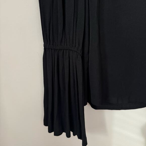 Club Monaco Amund Crewneck Pleated Sleeve Blouse - Picture 4 of 5